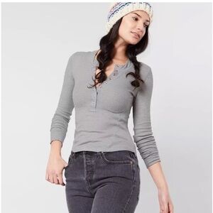 Free People One of the Girls Heather Grey Waffle Knit Henley Top Medium